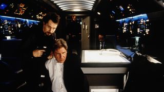 23. Самолет президента (1997)