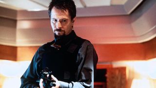 25. Самолет президента (1997)