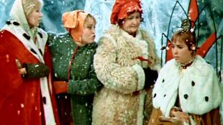 3. Двенадцать месяцев (1972)