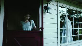 12. История призрака (2017)