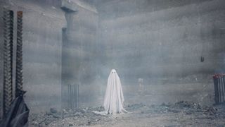 18. История призрака (2017)