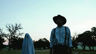 35. История призрака (2017)