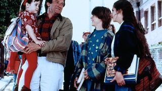 12. Миссис Даутфайр (1993)