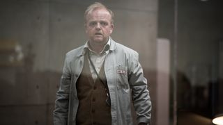 35. Морган (2016)