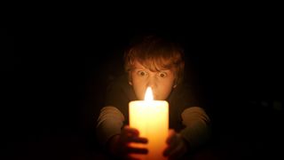 12. И гаснет свет... (2016)