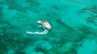 13. Синяя бездна (2017)