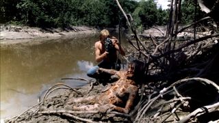 14. Ад каннибалов (1979)