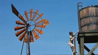 9. Артур и минипуты (2006)