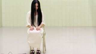 14. Звонок (2002)