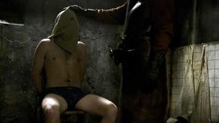 25. Хостел (2005)