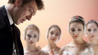 28. Чёрный лебедь (2010)