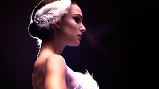 35. Чёрный лебедь (2010)