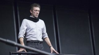 66. Чёрный лебедь (2010)