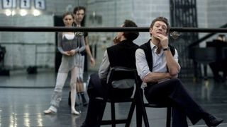 74. Чёрный лебедь (2010)