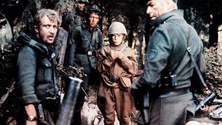 13. Железный крест (1977)