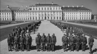 4. Тропы славы (1957)