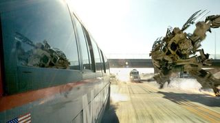 98. Трансформеры (2007)