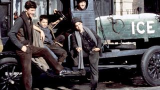 32. Однажды в Америке (1983)