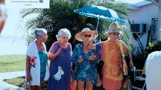 6. Кокон (1985)