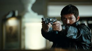 23. Враг государства №1: Легенда (2008)