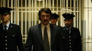 3. Враг государства №1: Легенда (2008)