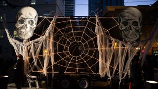 73. Врата тьмы (2015)