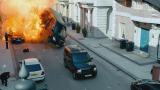 31. Телохранитель киллера (2017)