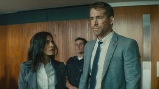 60. Телохранитель киллера (2017)