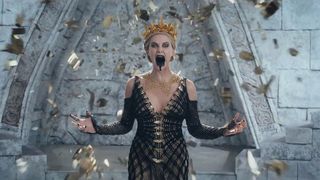 17. Белоснежка и Охотник 2 (2016)