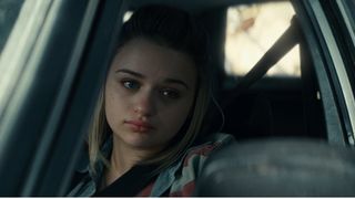 35. День независимости: Возрождение (2016)