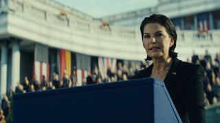 48. День независимости: Возрождение (2016)