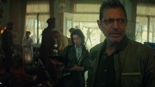 81. День независимости: Возрождение (2016)