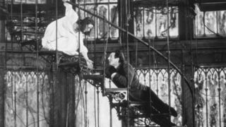 18. Призрак дома на холме (1999)