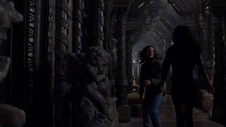 23. Призрак дома на холме (1999)