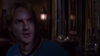 26. Призрак дома на холме (1999)