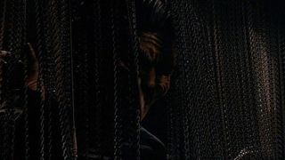 37. Призрак дома на холме (1999)