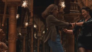 62. Призрак дома на холме (1999)