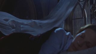 67. Призрак дома на холме (1999)