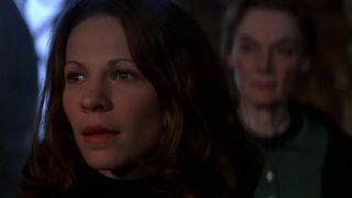 72. Призрак дома на холме (1999)