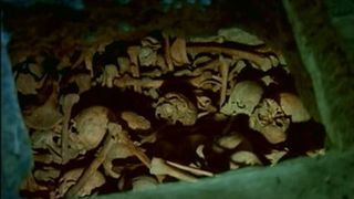 3. Демония (1990)