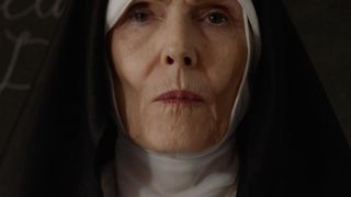 16. Призрак на кладбище (2019)