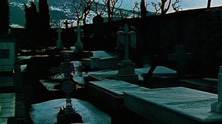 28. Некрофаг — погост ужаса (1972)