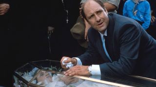 11. О смерти, о любви (1993)