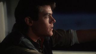 22. Возвращение живых мертвецов 2 (1988)