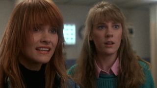 30. Возвращение живых мертвецов 2 (1988)