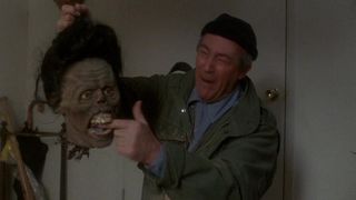 40. Возвращение живых мертвецов 2 (1988)