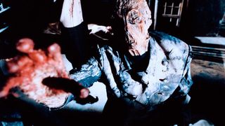 9. Дом на краю кладбища (1981)