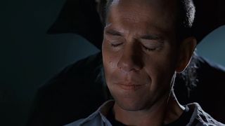 44. Ночной полет (1997)