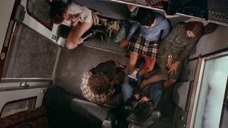 12. Убийства в ночном поезде (1975)