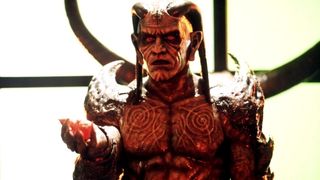 5. Исполнитель желаний 2: Зло бессмертно (1998)